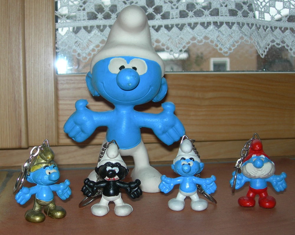 keychainsmurfspicture